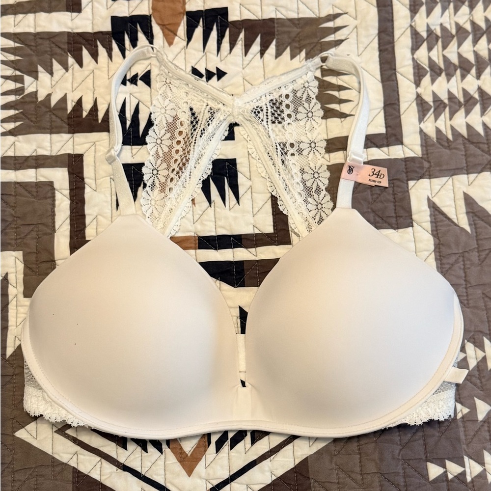 NWT - Victoria's Secret Sexy Tee Daisy Lace Wireless Push-Up Bra - Picture 3 of 4